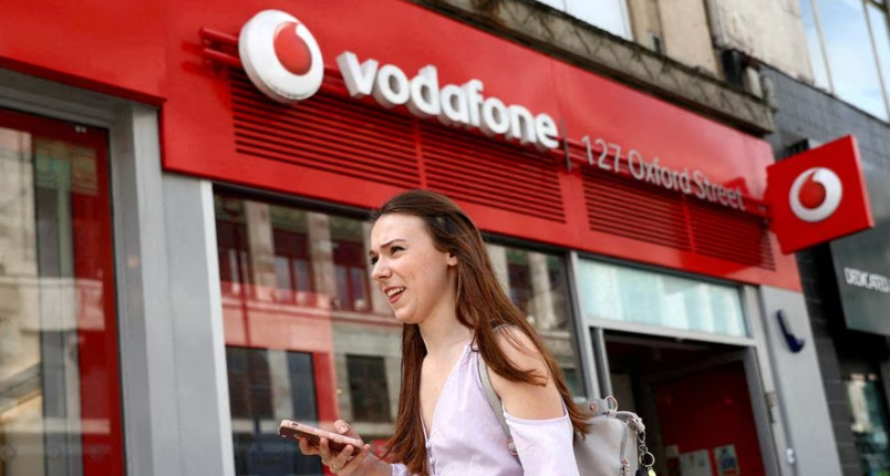 Vodafone's new boss to cut 11,000 jobs as cash flow to fall