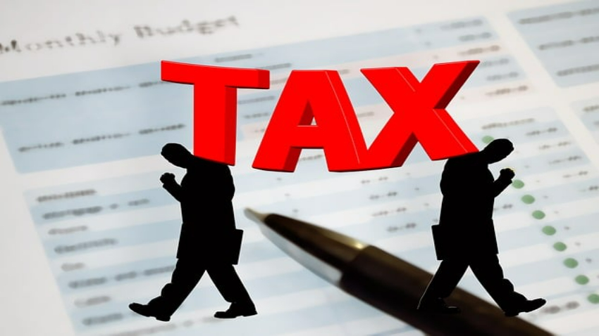 Direct tax collection rises 11.8% to Rs 3,79,760 crore