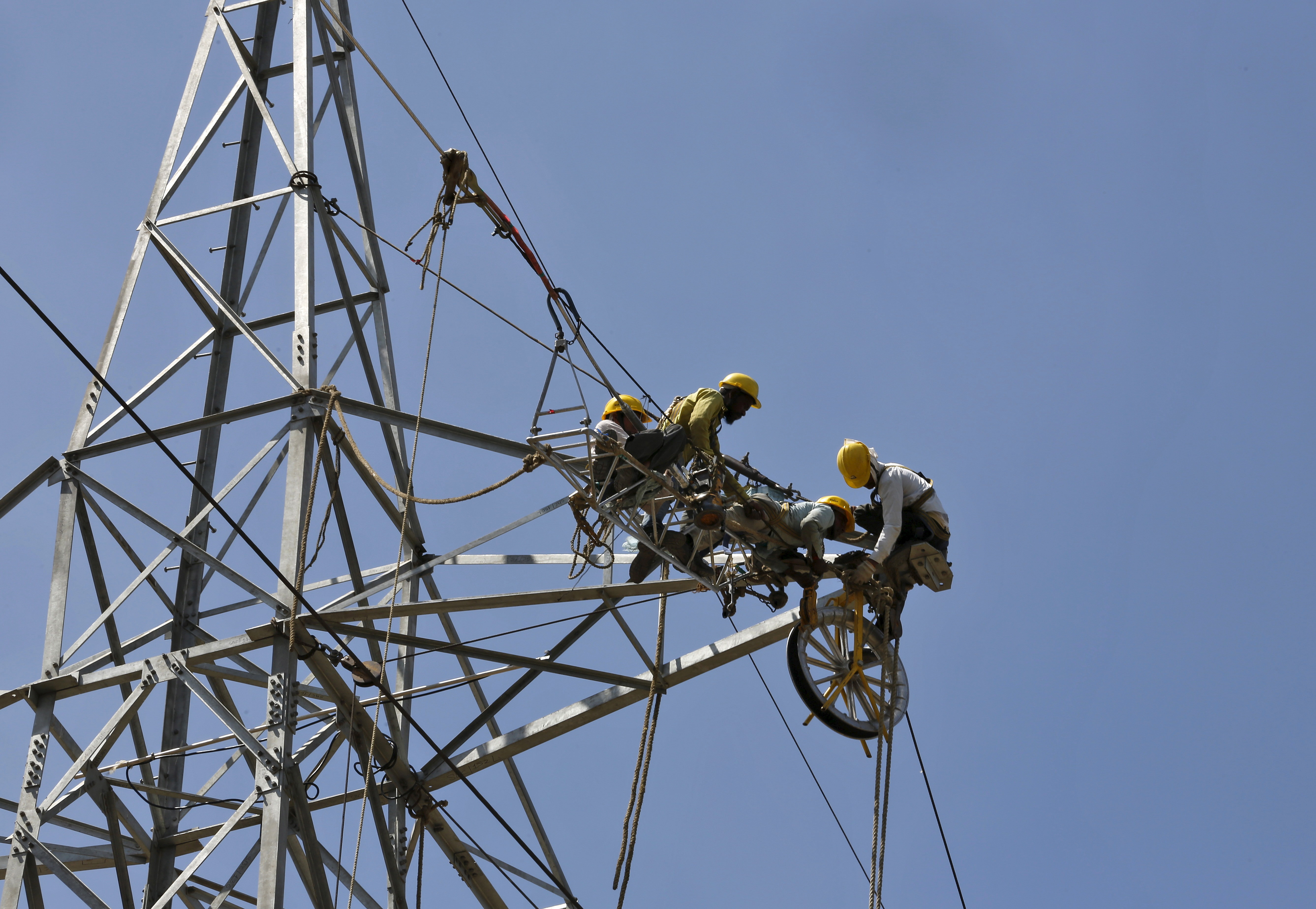 Torrent Power net up 6% to Rs 532 crore in June quarter