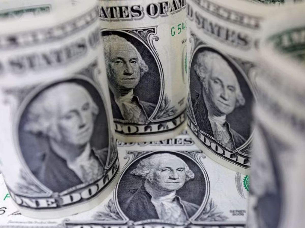 Dollar holds steady, yuan rises on better-than-expected China data