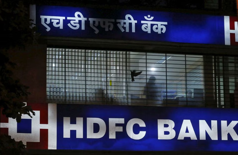 Eight of top 10 firms lose Rs 2.28 lakh crore in mcap; HDFC Bank, Reliance biggest laggards