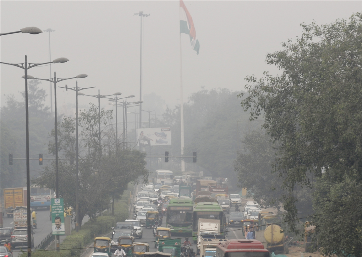 Delhi's air quality turns 'poor', minimum temperature at 20.9 degree Celsius 