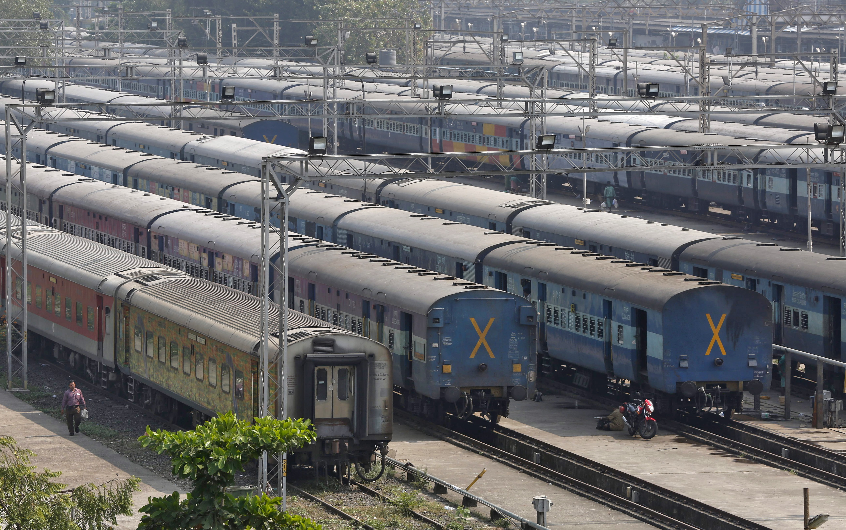 Northern Railway introduces 34 special trains to clear festive rush of passengers