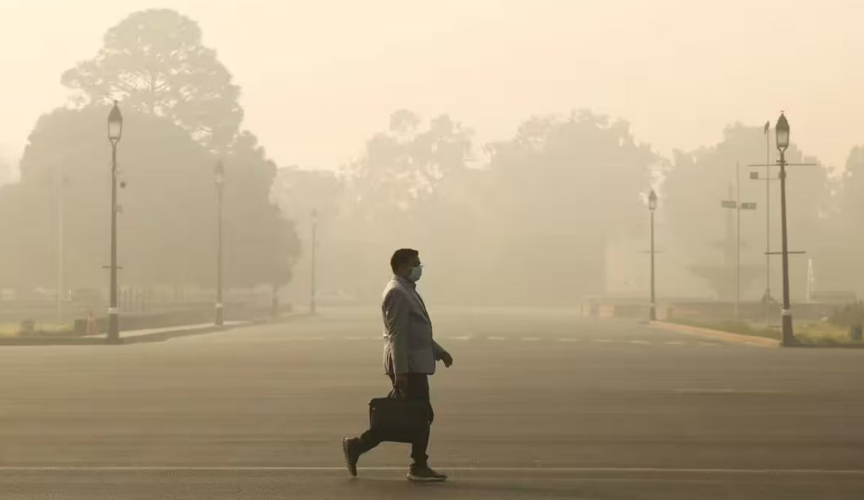 Delhi records minimum temperature of 16.1 degrees Celsius