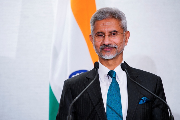 EAM Jaishankar discusses bilateral ties with Singapore Minister of Home Affairs