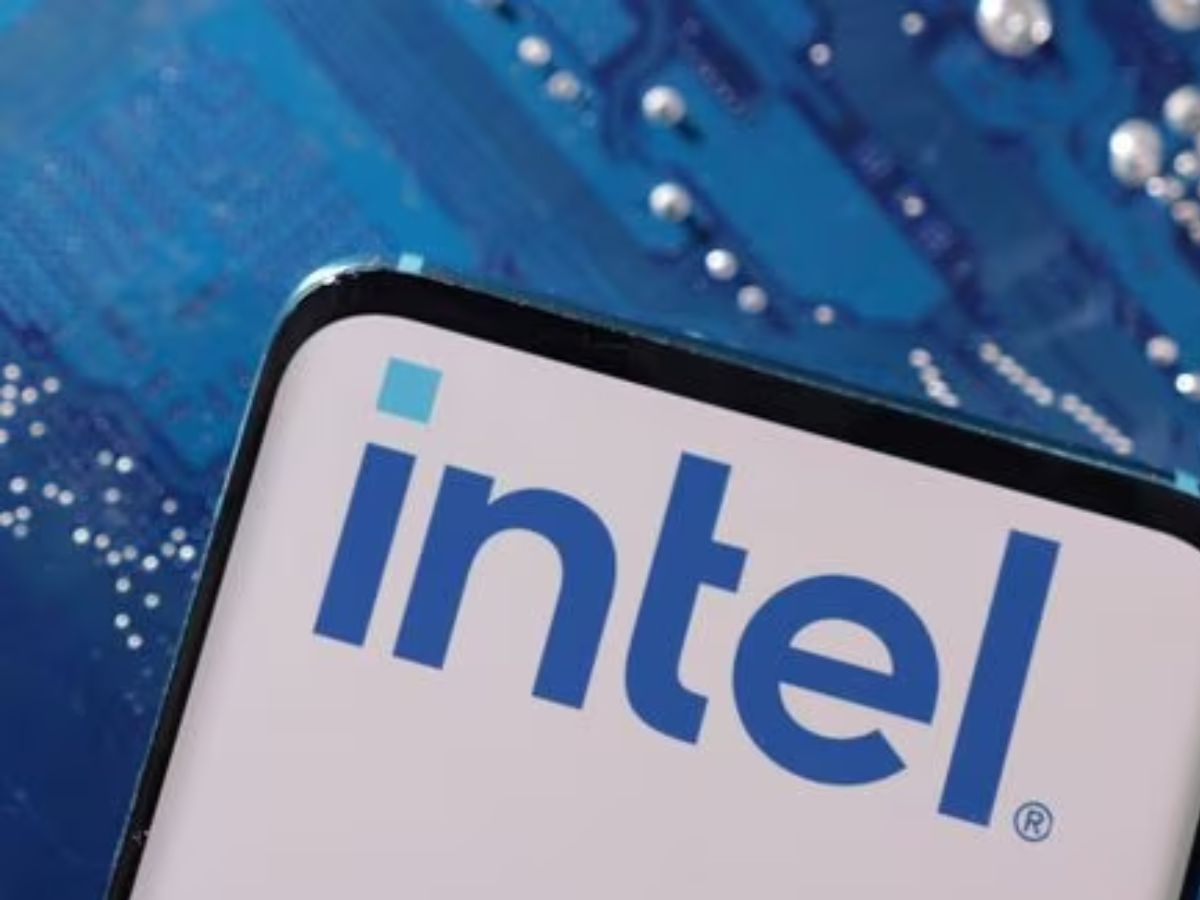 Intel beats expectations as margins rise, manufacturing momentum builds