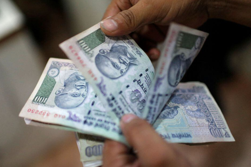 Rupee trades in narrow range against US dollar today