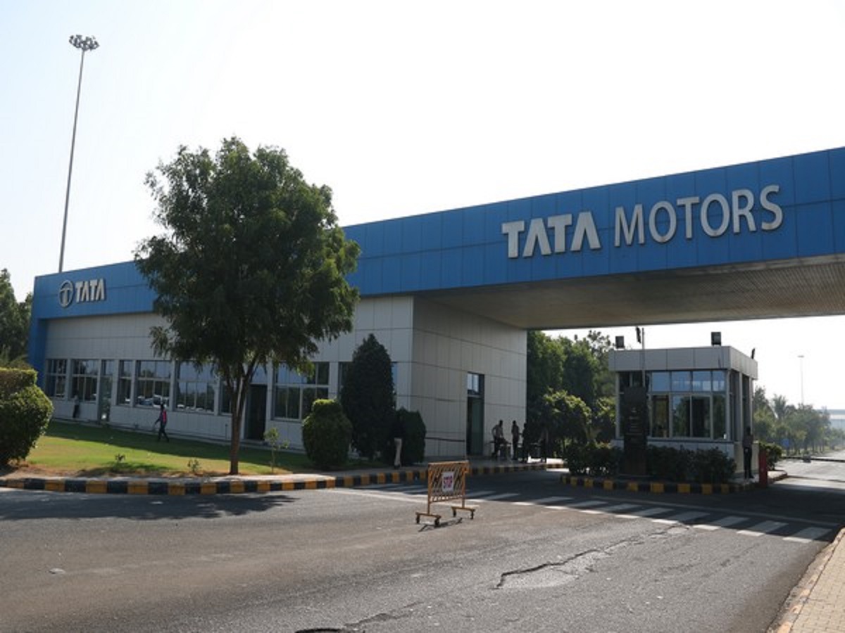 Tata Motors hits fresh peak; stock has jumped over 60% in one year