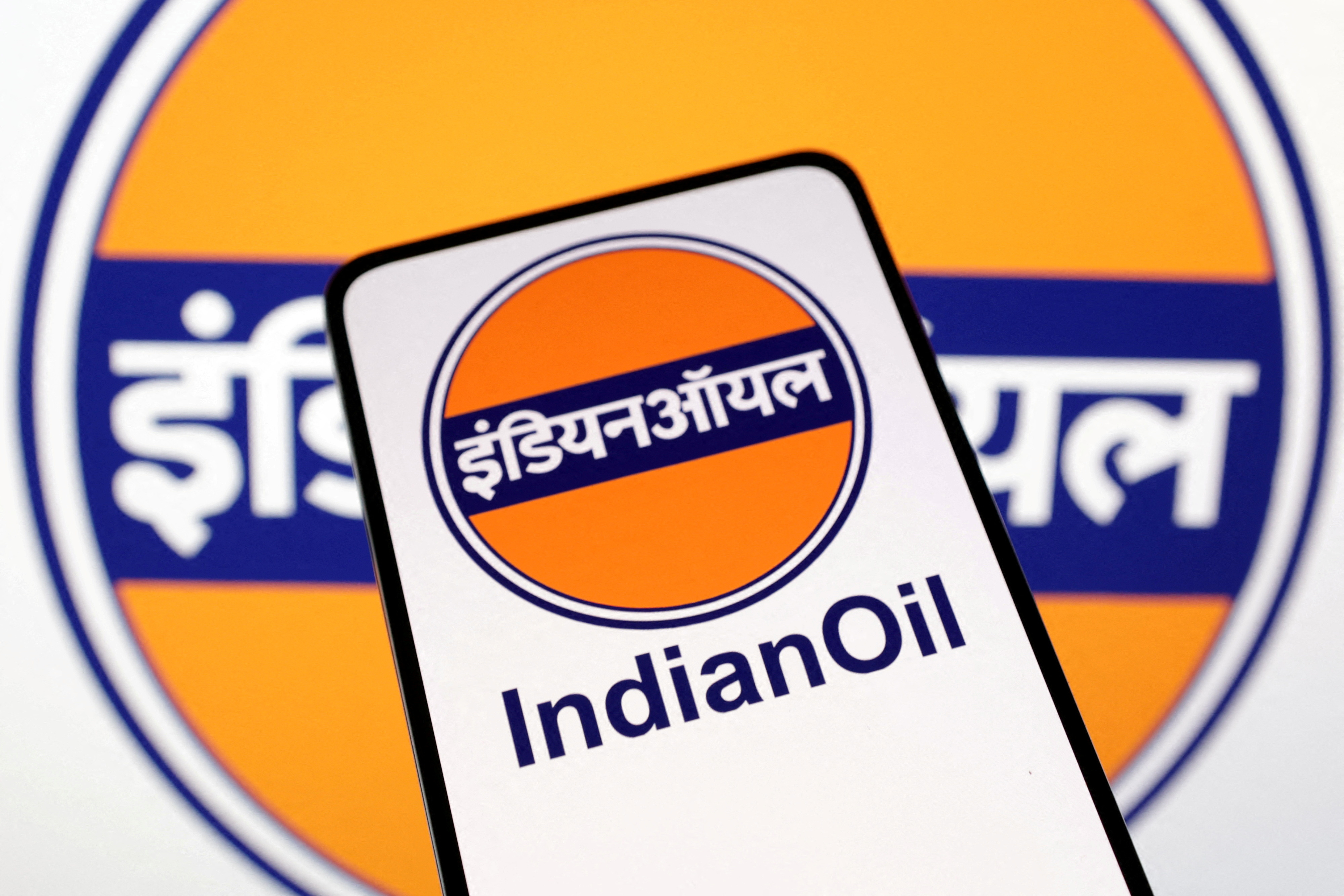 Indian Oil opens its first EV battery swapping station in Kolkata