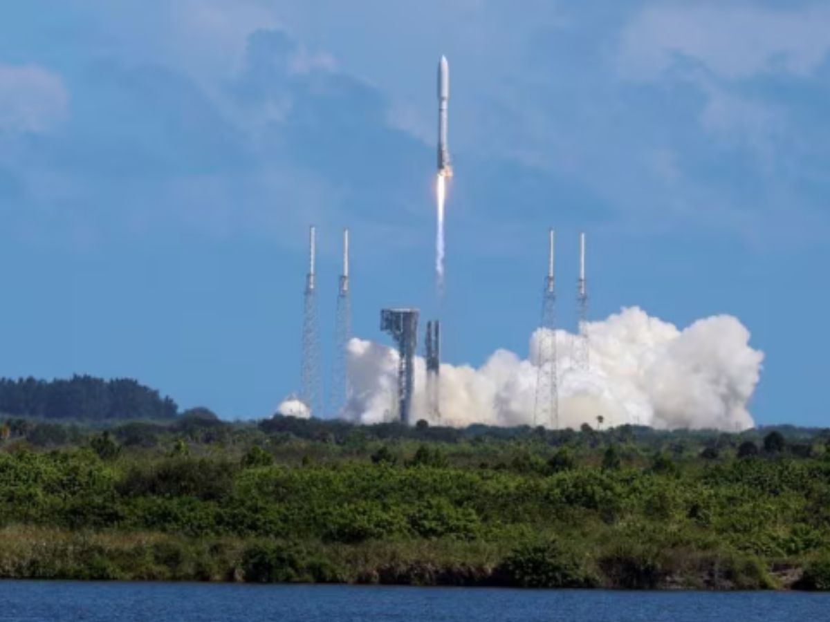 Amazon seeks dismissal of lawsuit over Kuiper satellite launch contracts