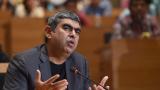 Infosys CEO Vishal Sikka attempts to quell tensions with company founders