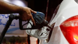 Pakistan cuts petrol and diesel prices