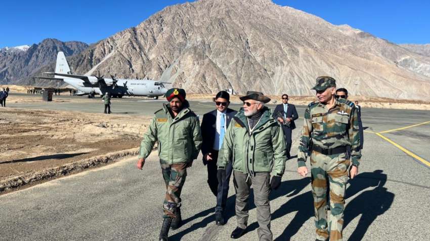 Diwali 2022: PM Modi celebrates festival of lights with soldiers in Kargil - PICS